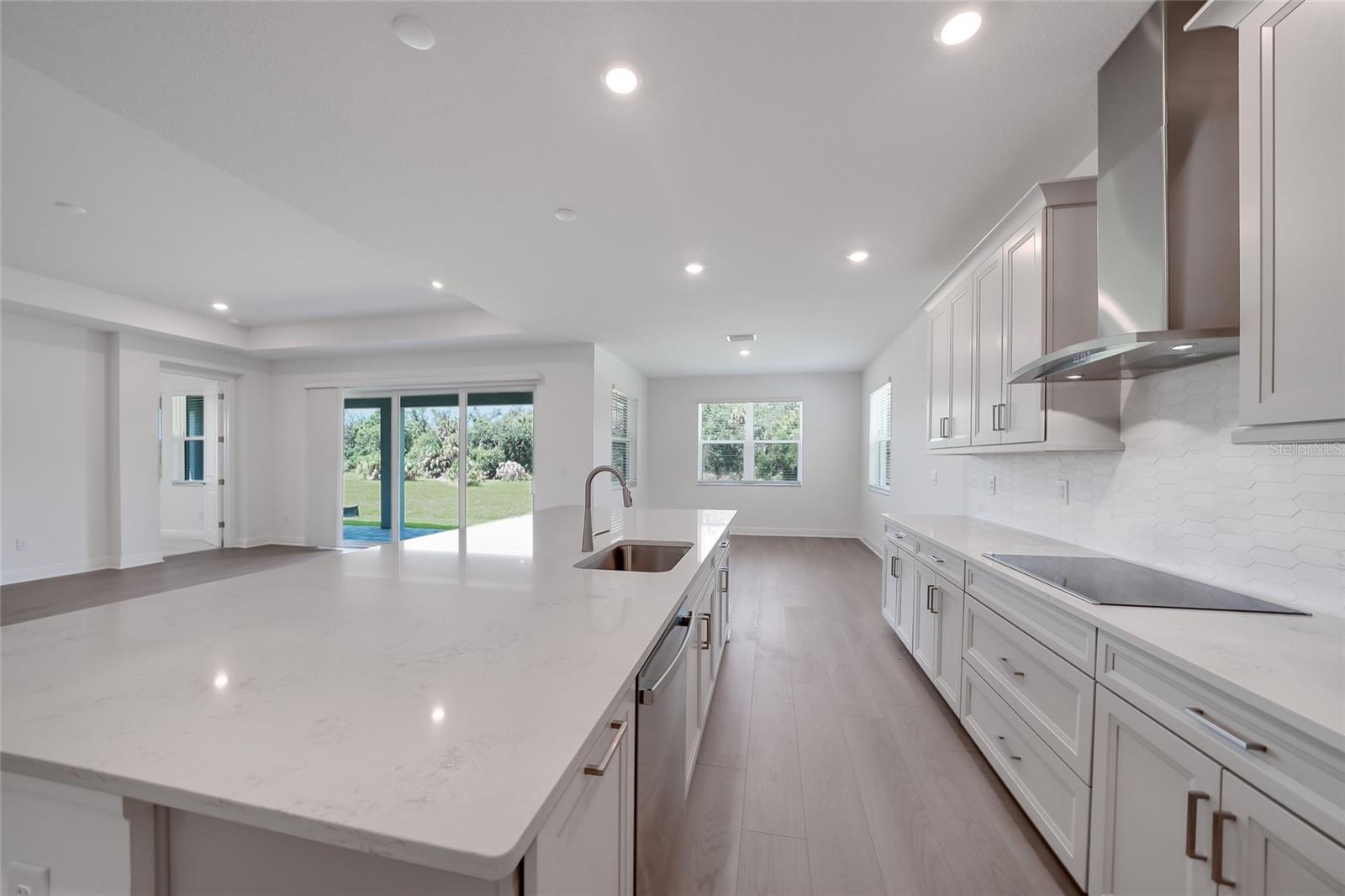 3673 142nd Ter E Property Photo 13
