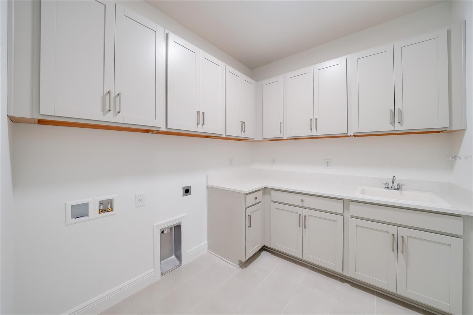 3673 142nd Ter E Property Photo 28