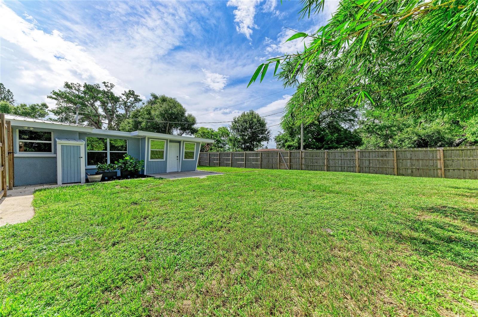 3138 Williamsburg St Property Photo 41