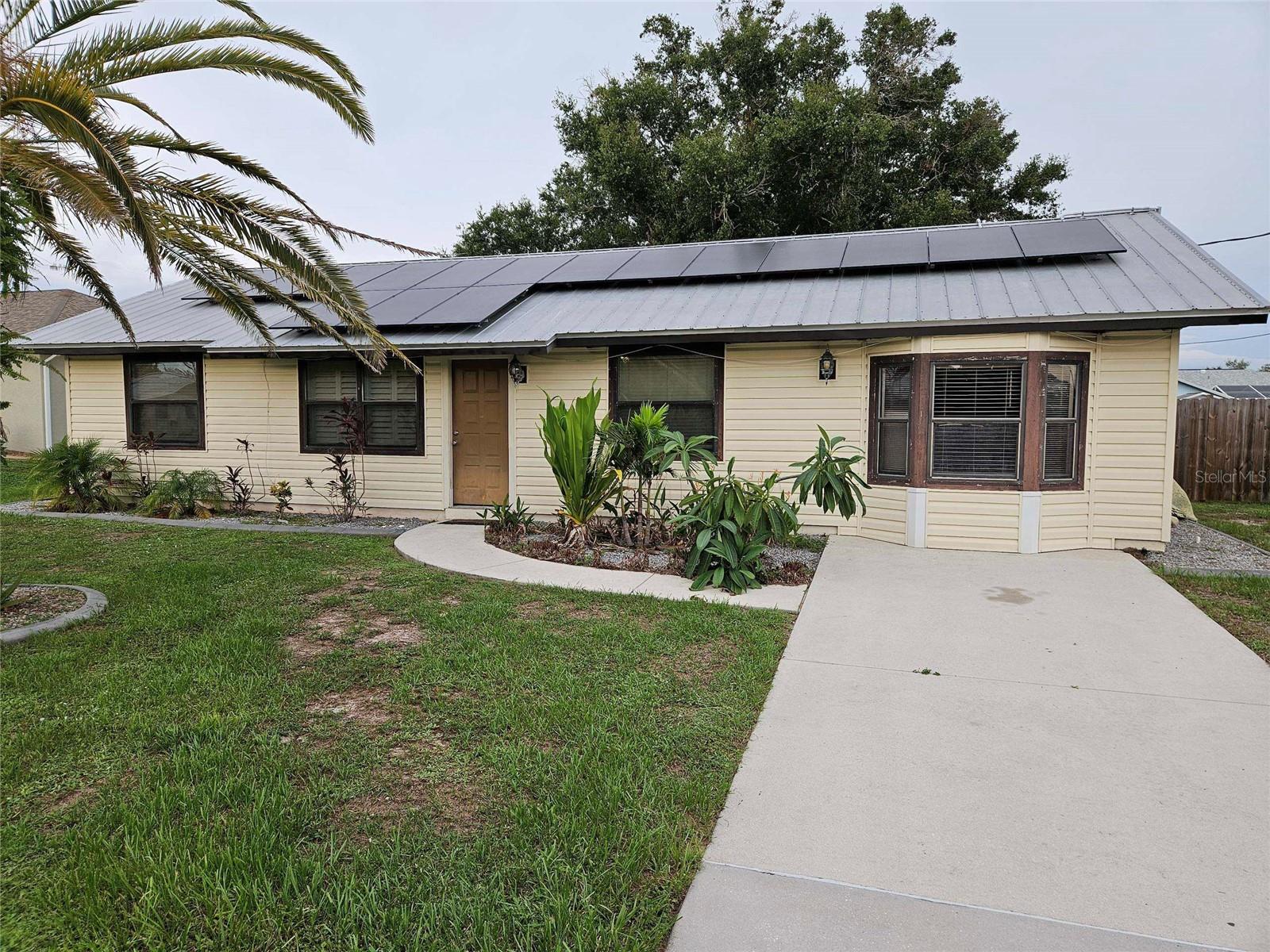 6270 Spinnaker Blvd Property Photo 3