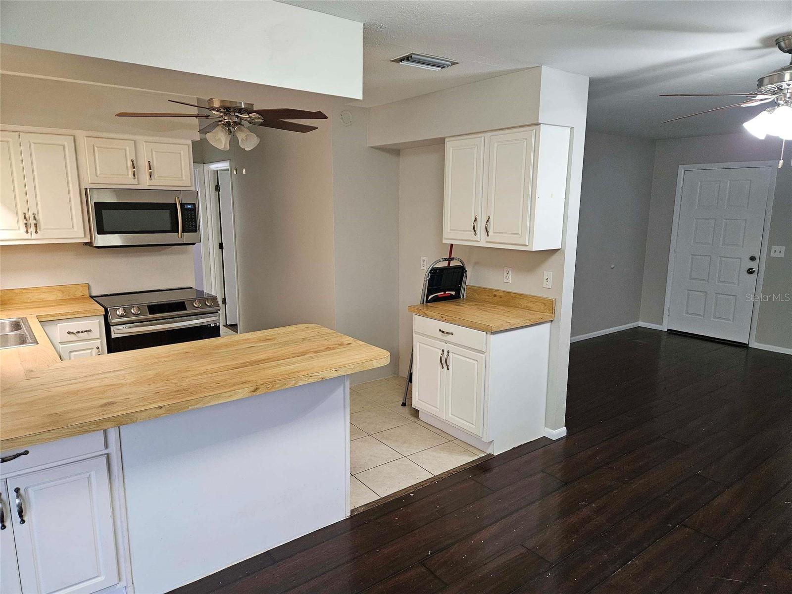 6270 Spinnaker Blvd Property Photo 12