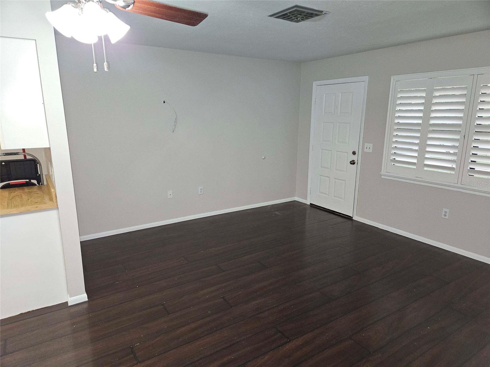 6270 Spinnaker Blvd Property Photo 14