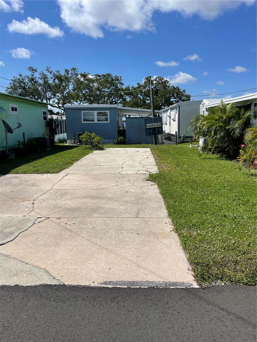 160 NEW YORK ST Property Photo 1