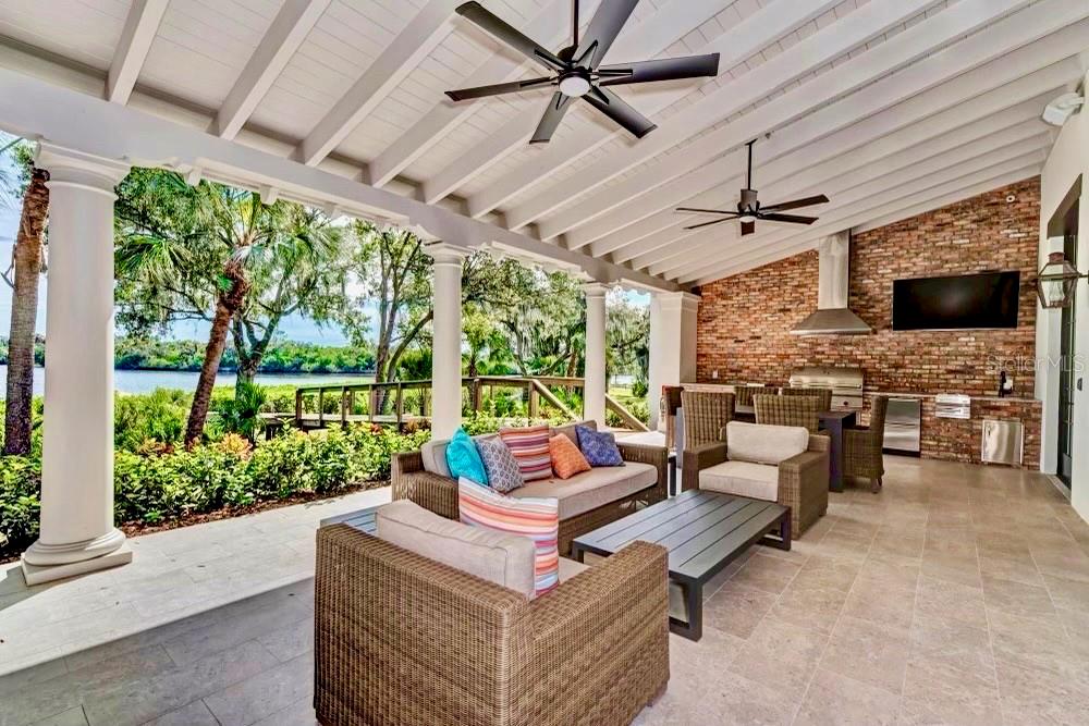 1707 Rio Vista Ter Property Photo 8