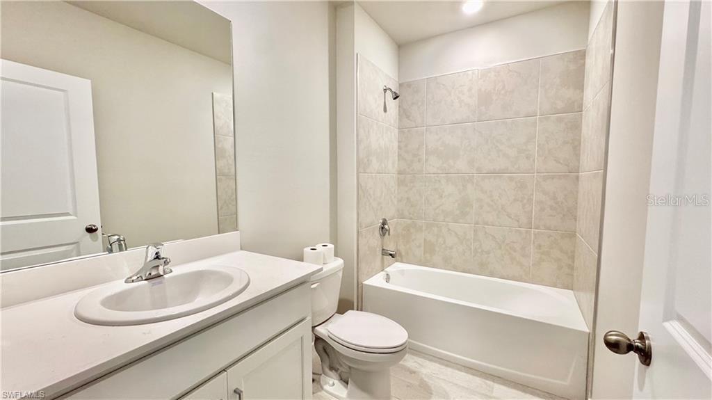 17710 Shade Tree Loop Property Photo 22