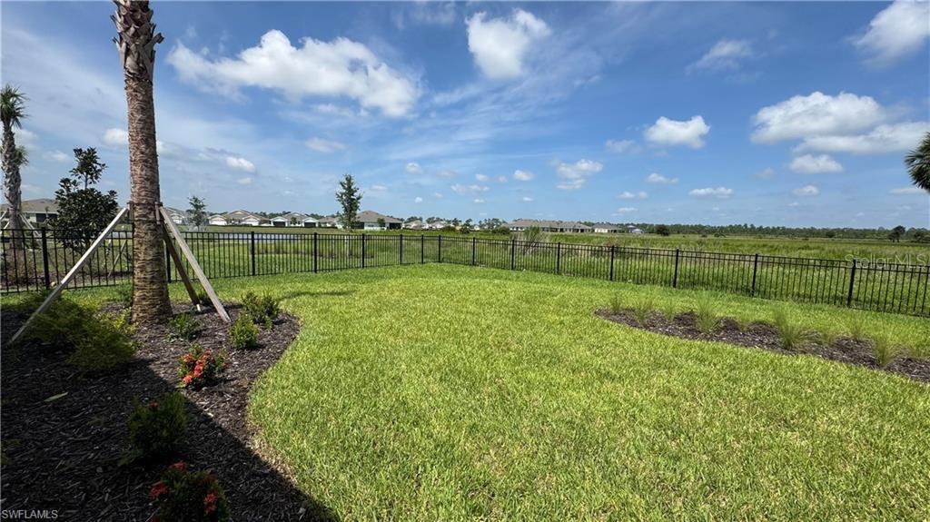 17710 Shade Tree Loop Property Photo 26