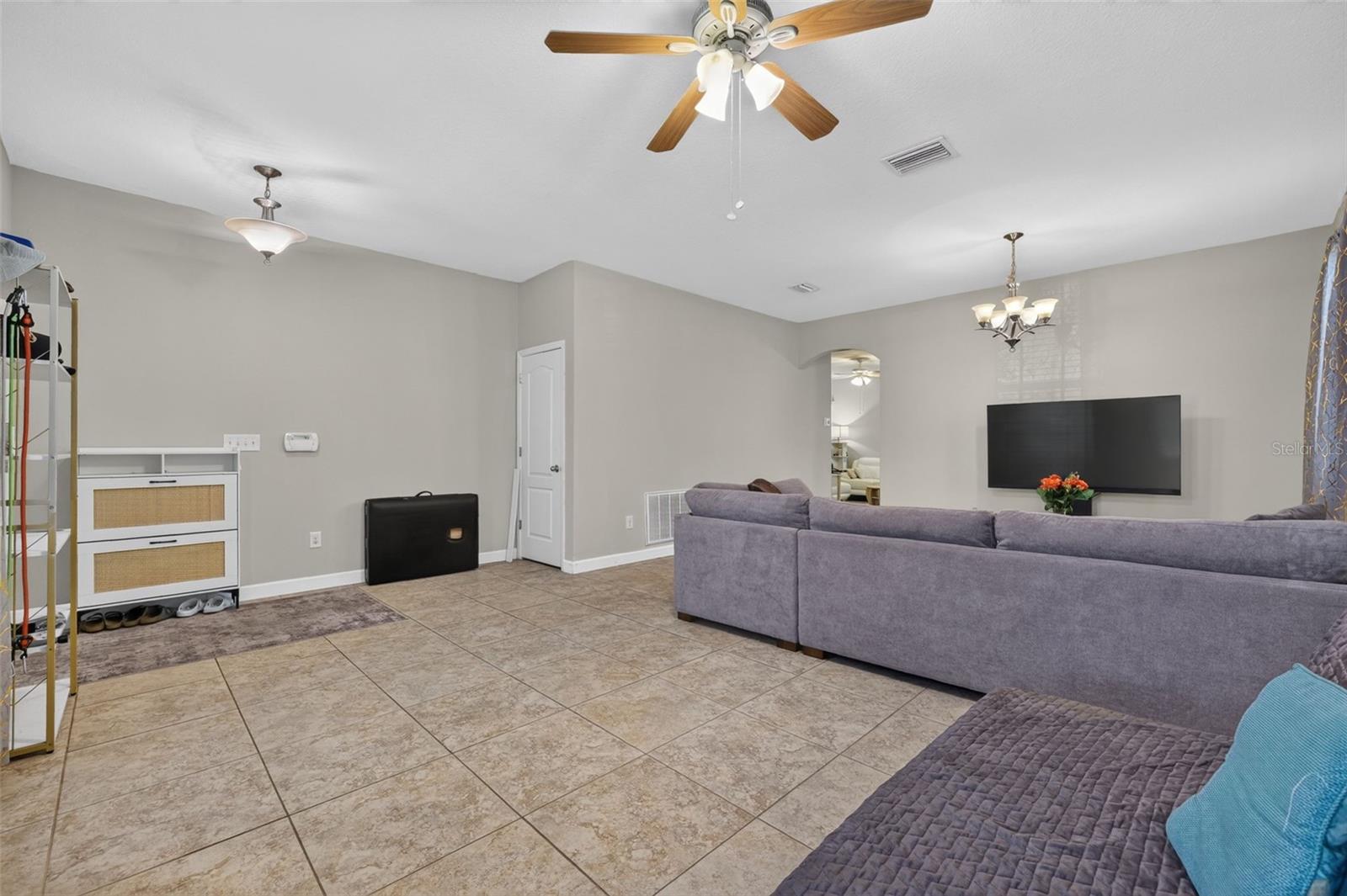 5512 Mang Pl Property Photo 14