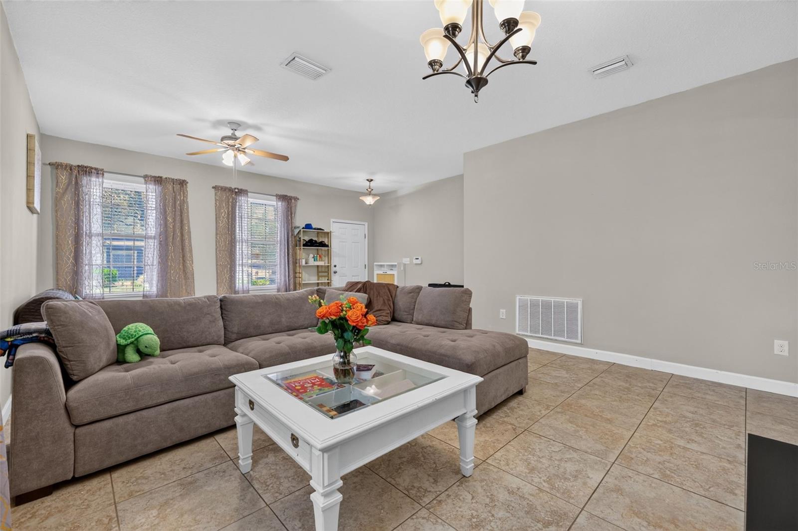5512 Mang Pl Property Photo 16