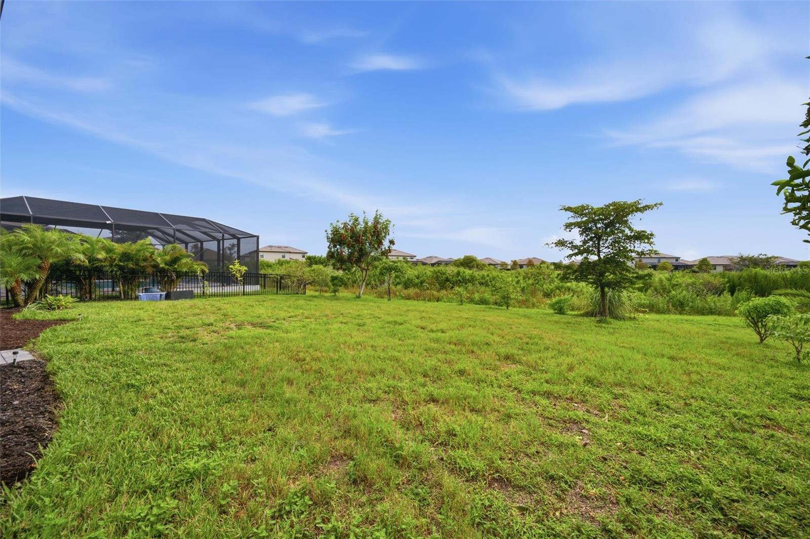 15335 Serene Shores Loop Property Photo 9
