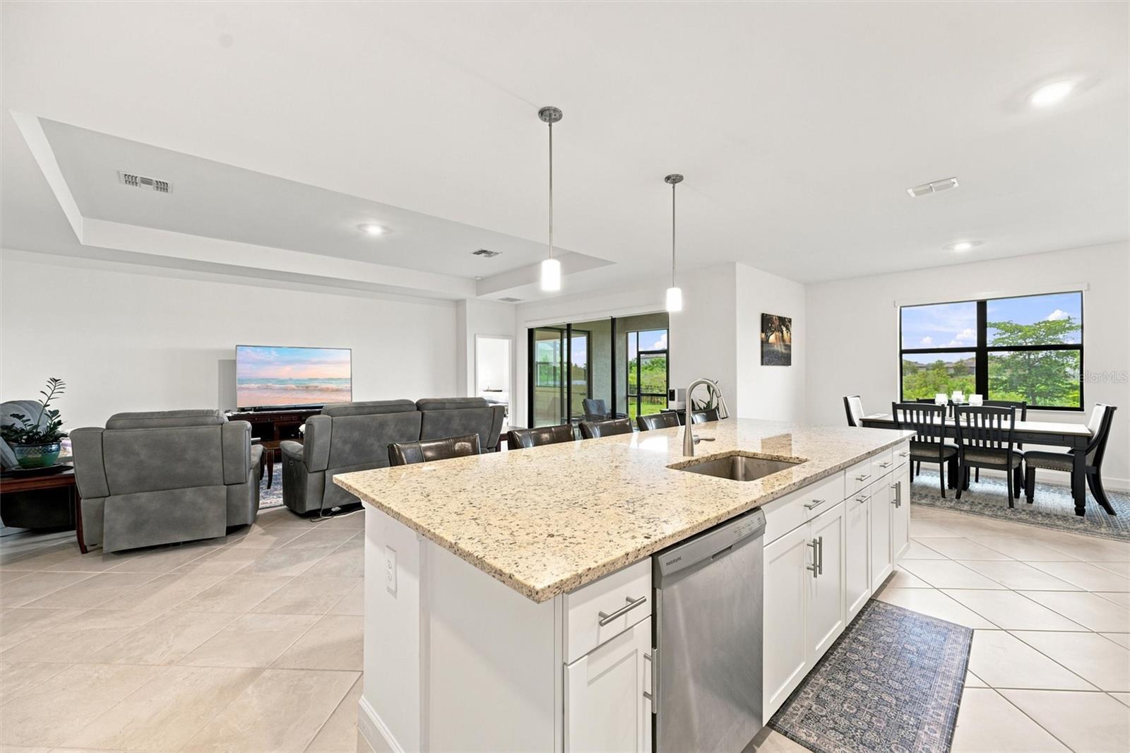 15335 Serene Shores Loop Property Photo 18
