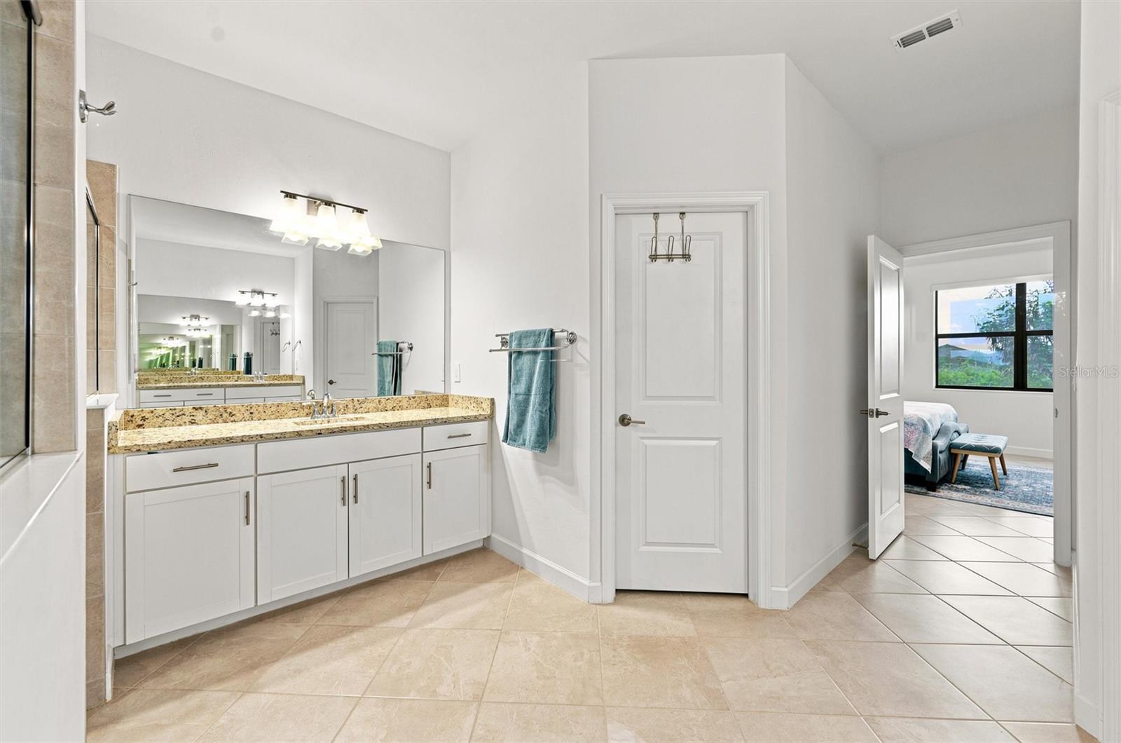 15335 Serene Shores Loop Property Photo 36