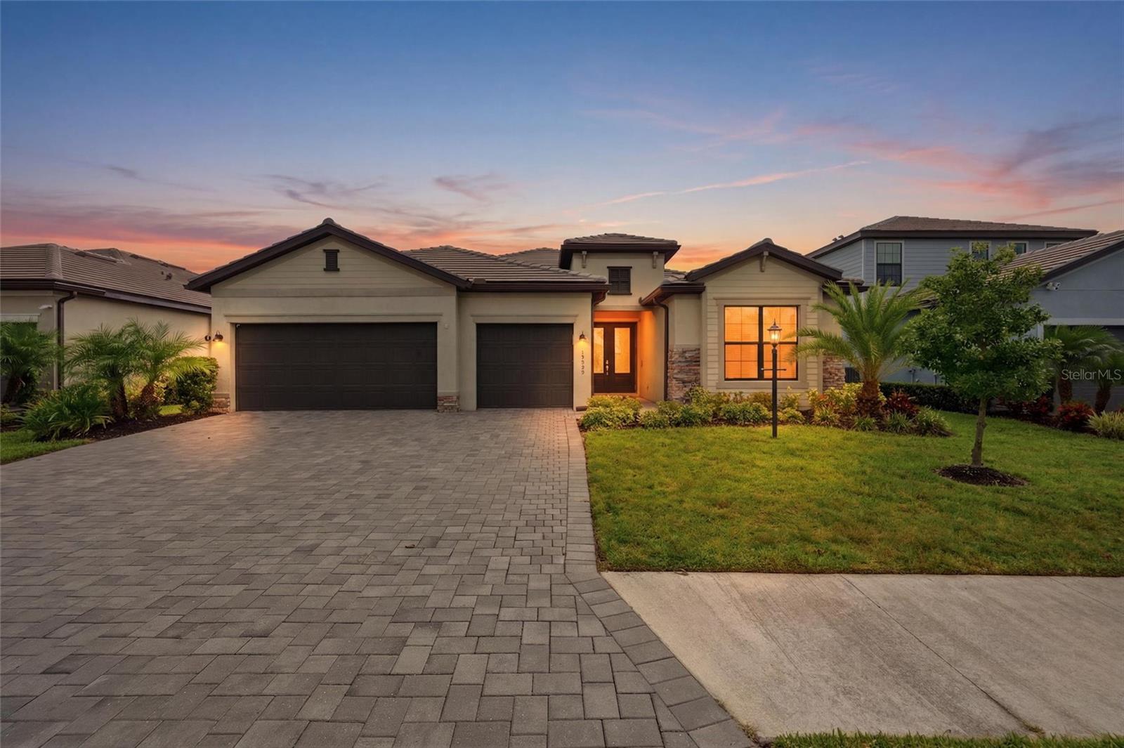 15335 Serene Shores Loop Property Photo 37