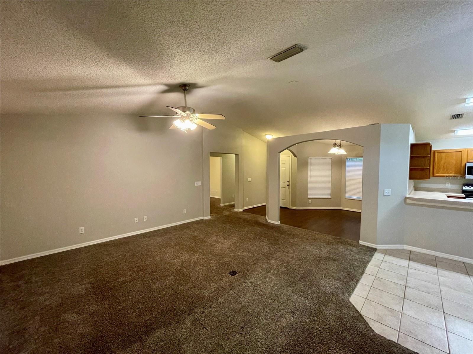 12119 Warwick Cir Property Photo 5