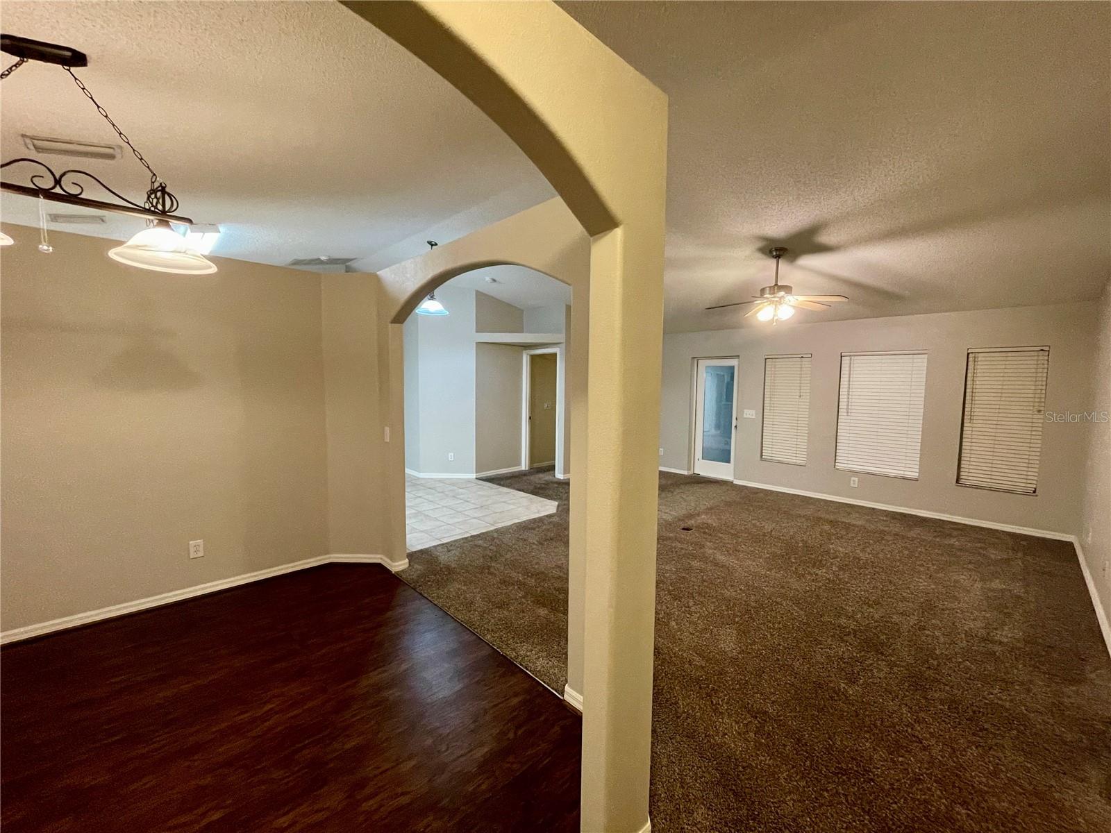 12119 Warwick Cir Property Photo 6