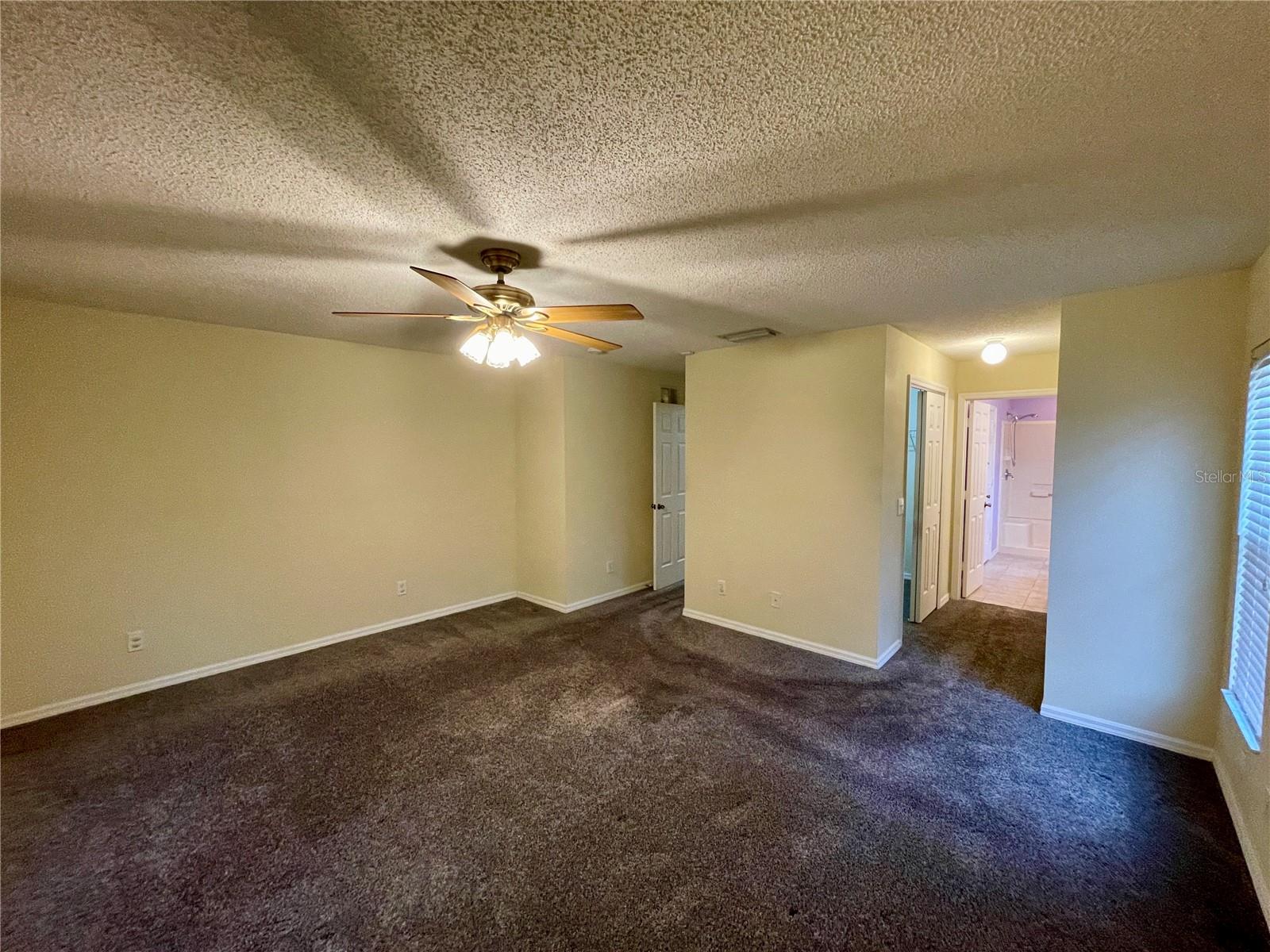 12119 Warwick Cir Property Photo 14