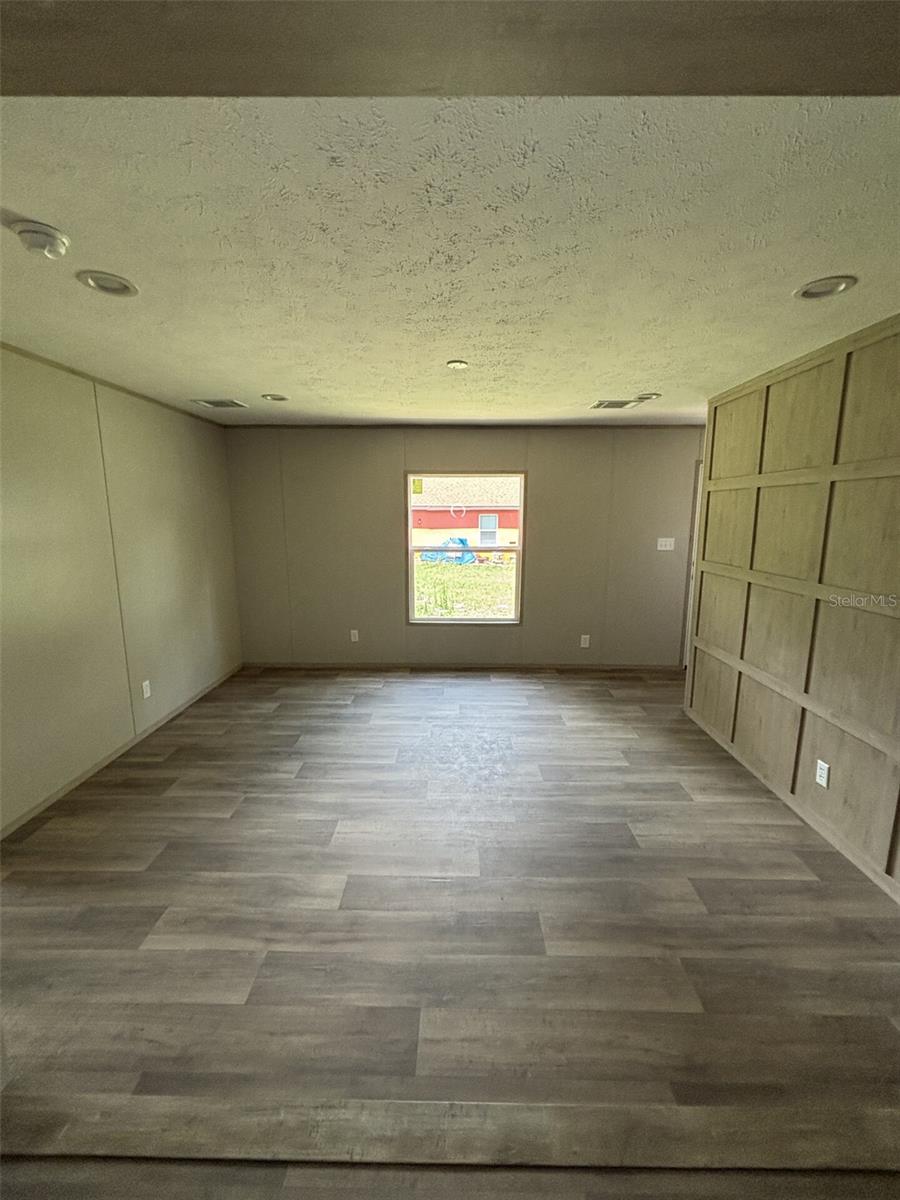 175 Smith St Property Photo 3