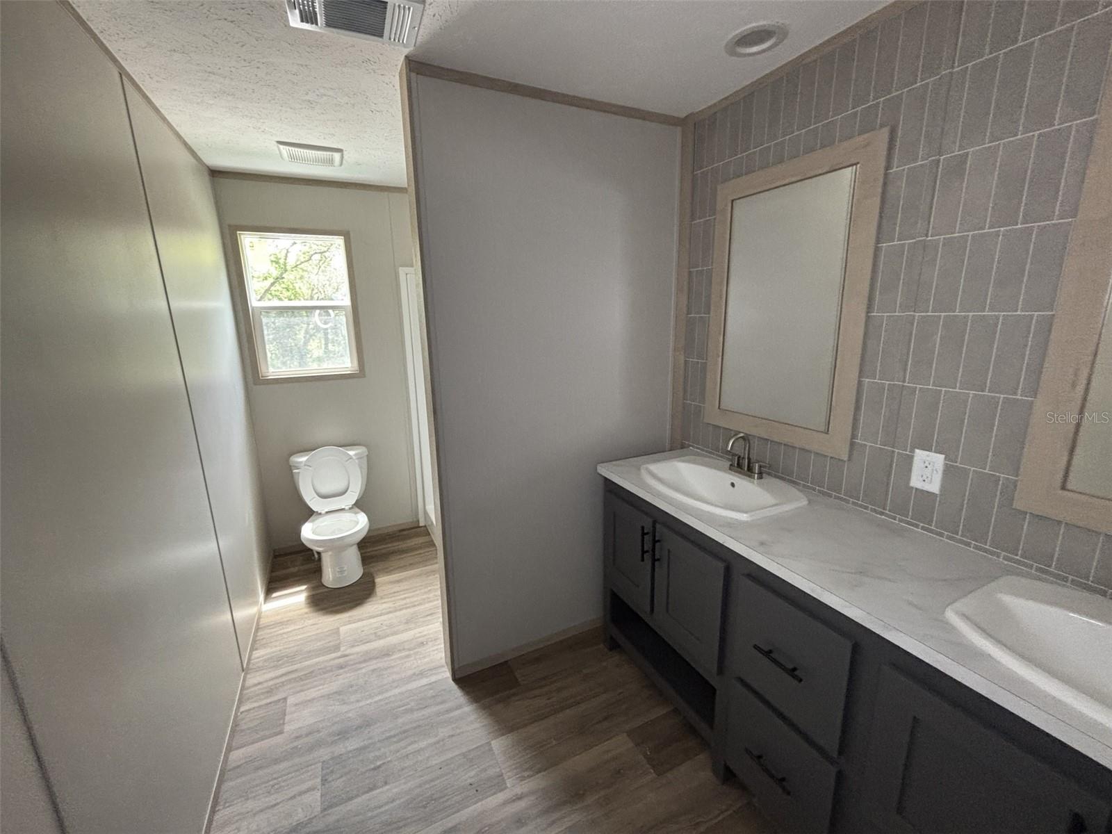 175 Smith St Property Photo 10