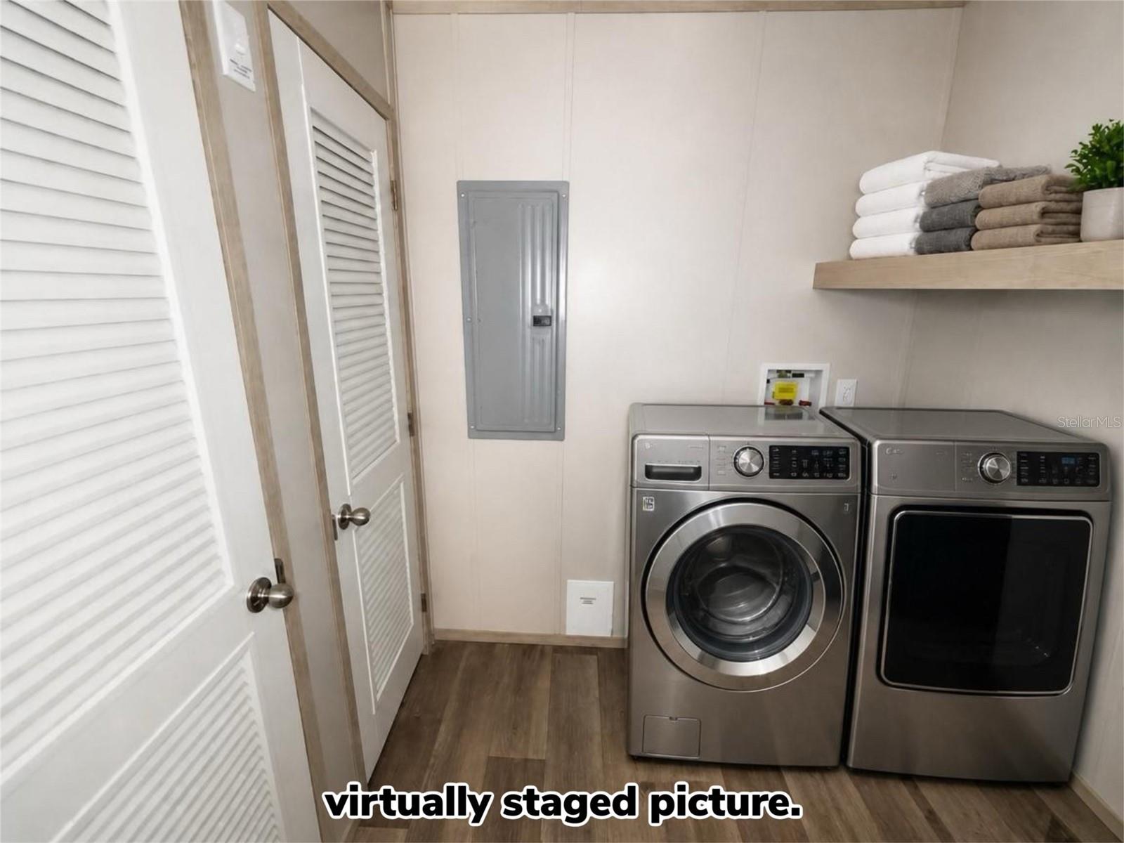 175 Smith St Property Photo 36