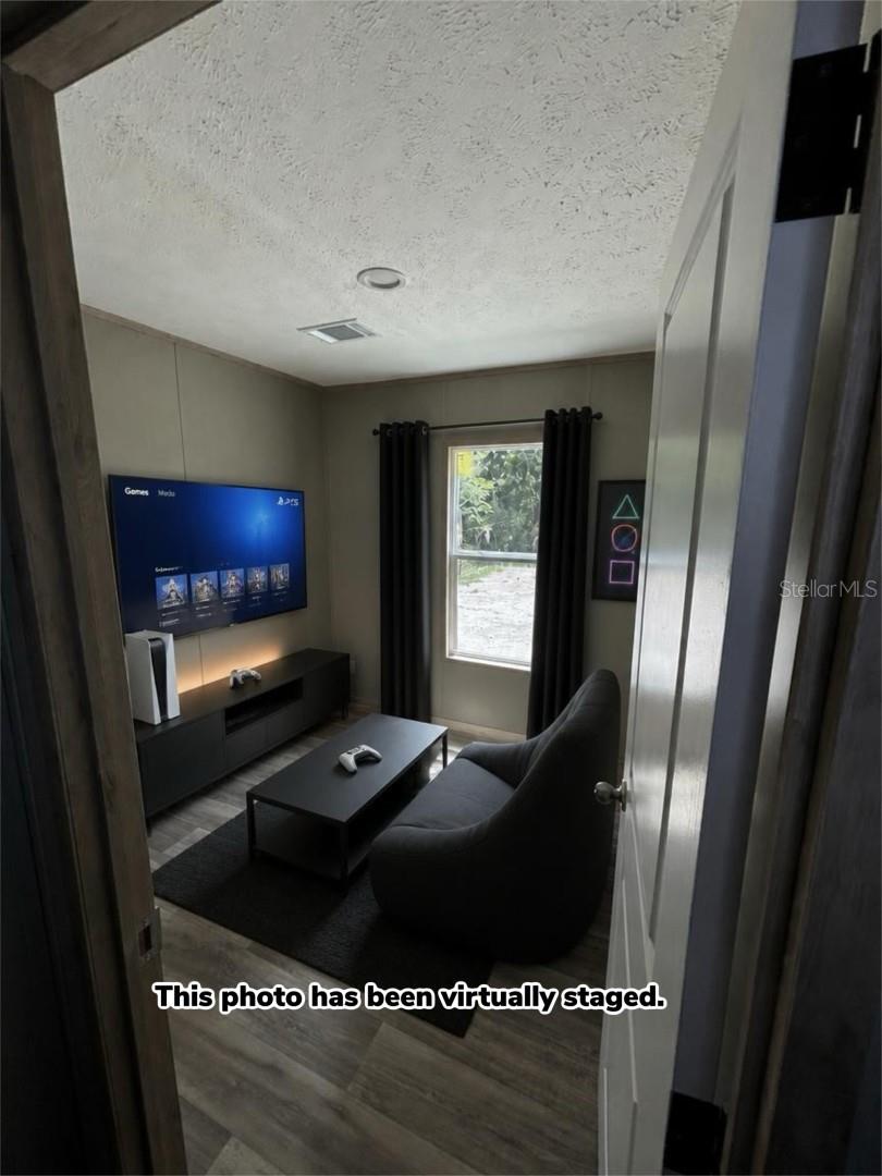175 Smith St Property Photo 40