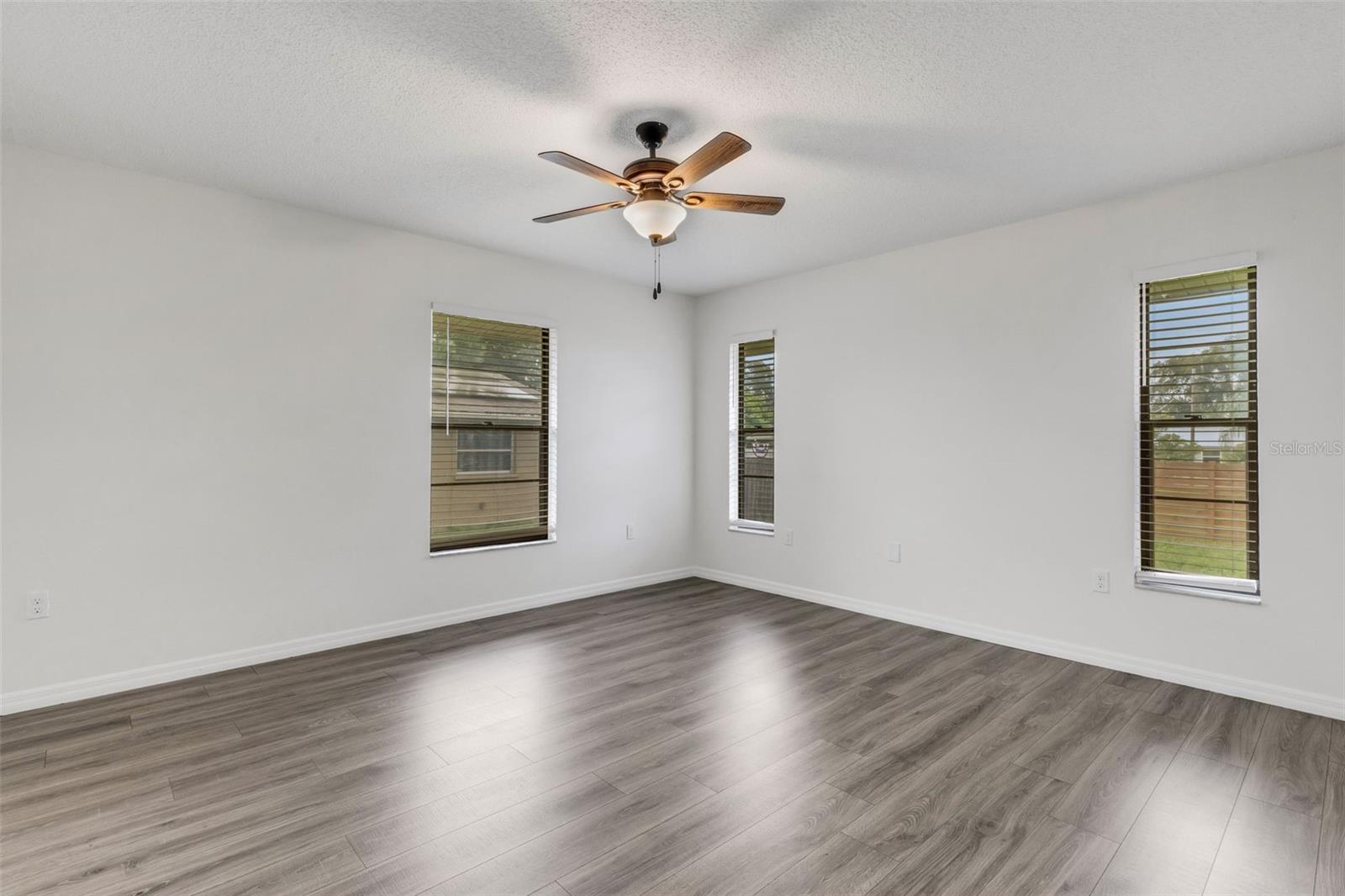 3209 Pafko Dr Property Photo 30