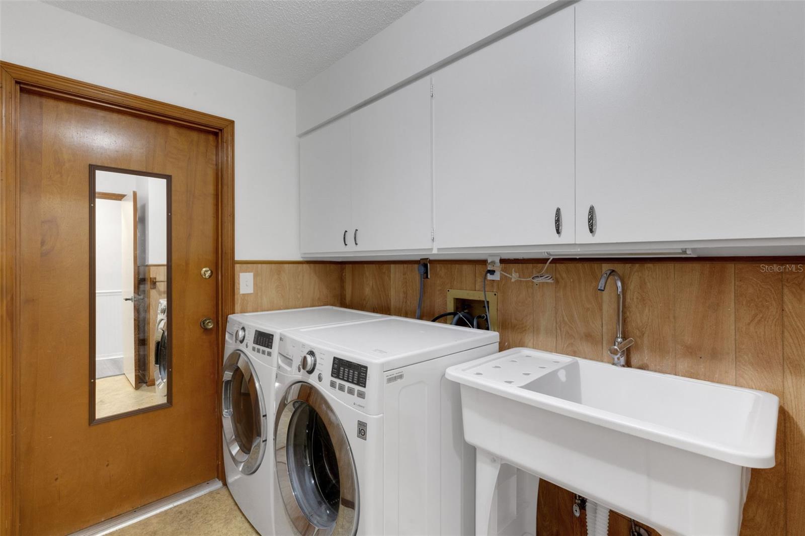 3209 Pafko Dr Property Photo 47