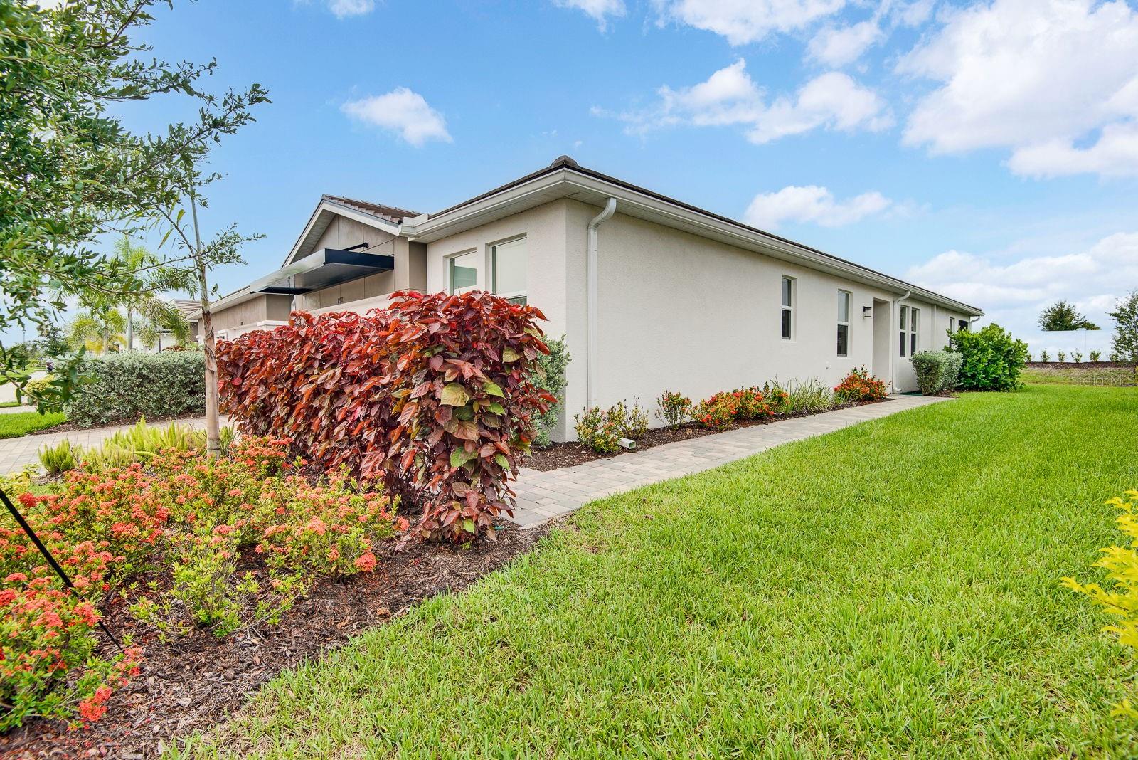 12371 Hearts Ease St Property Photo 3