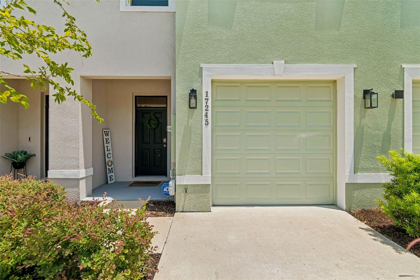 17245 Amber Aspen Way Property Photo 3
