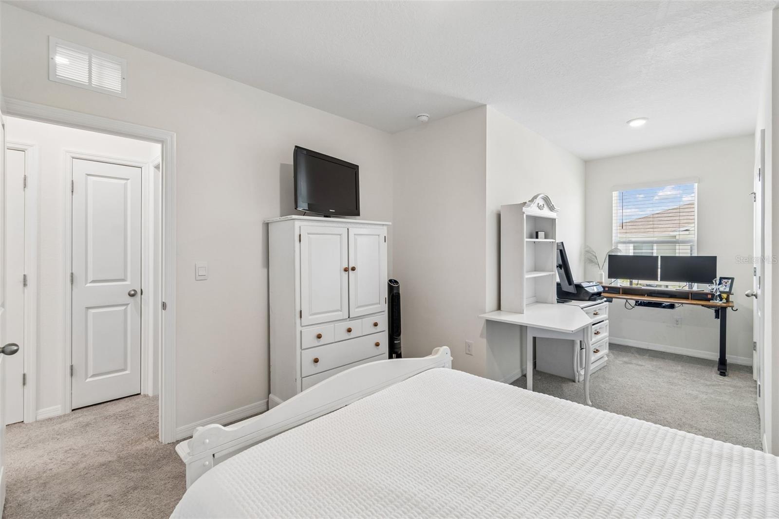 17245 Amber Aspen Way Property Photo 32