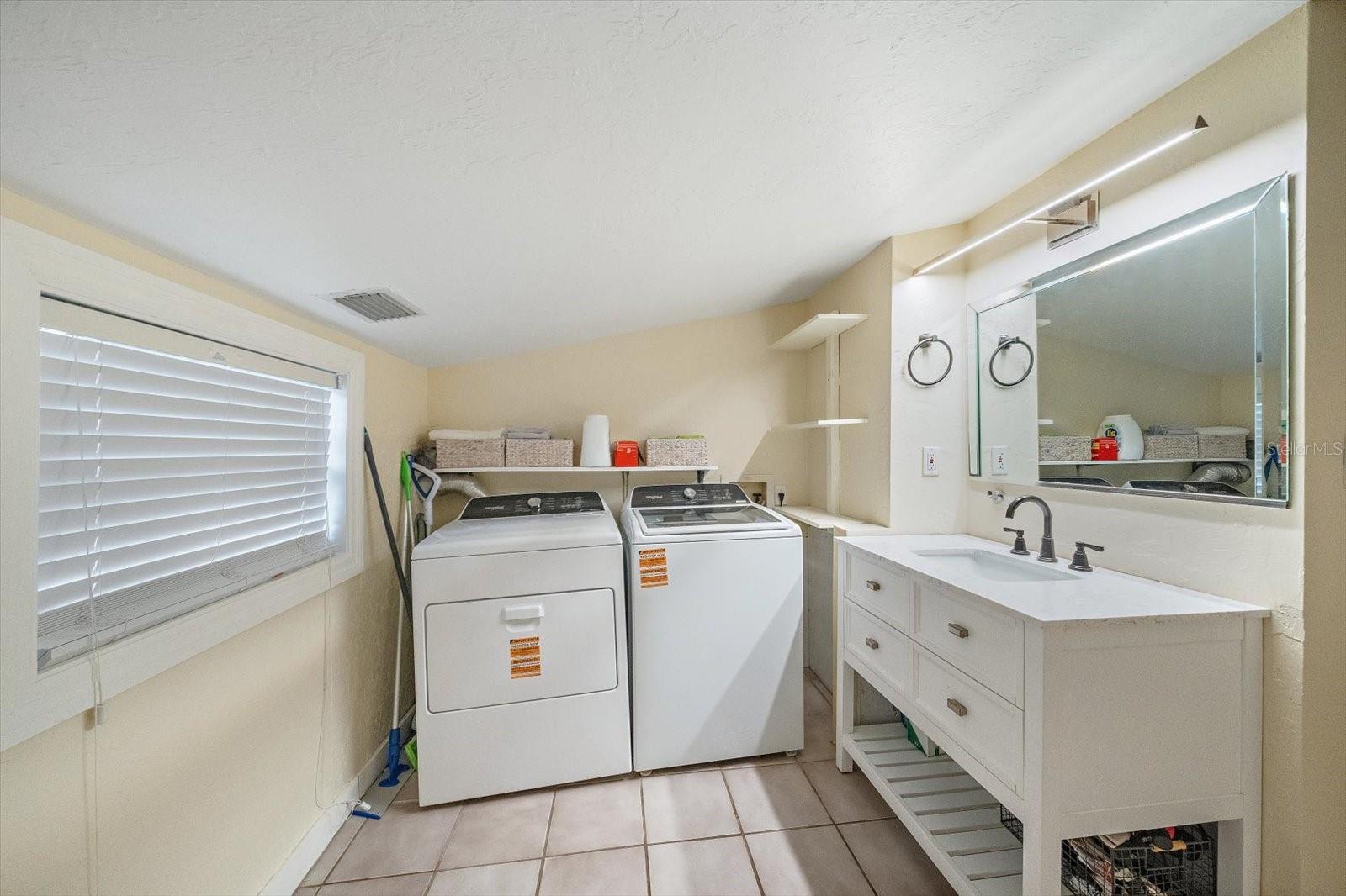 4102 Royal Palm Ave Property Photo 21