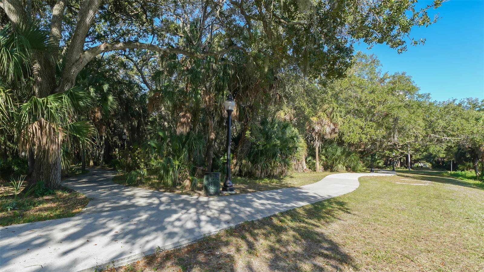 4102 Royal Palm Ave Property Photo 45