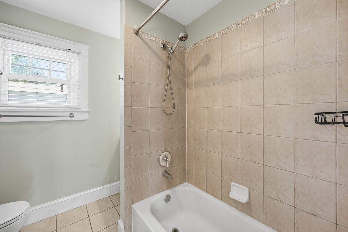 2048 5th St Property Photo 17