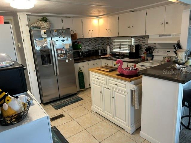 607 50th Avenue Ter W Property Photo 2