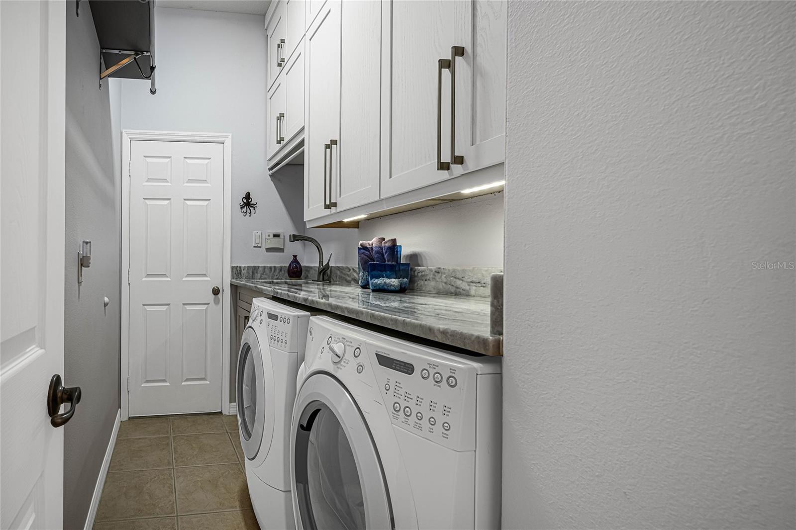 956 Scherer Way Property Photo 47