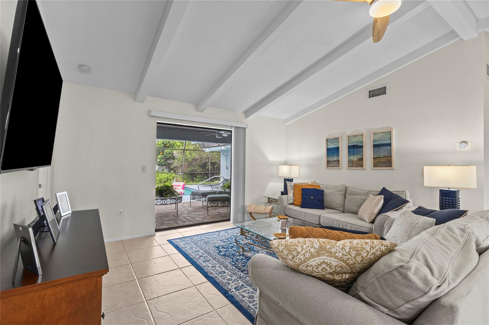 4308 Pasadena Cir Property Photo 4