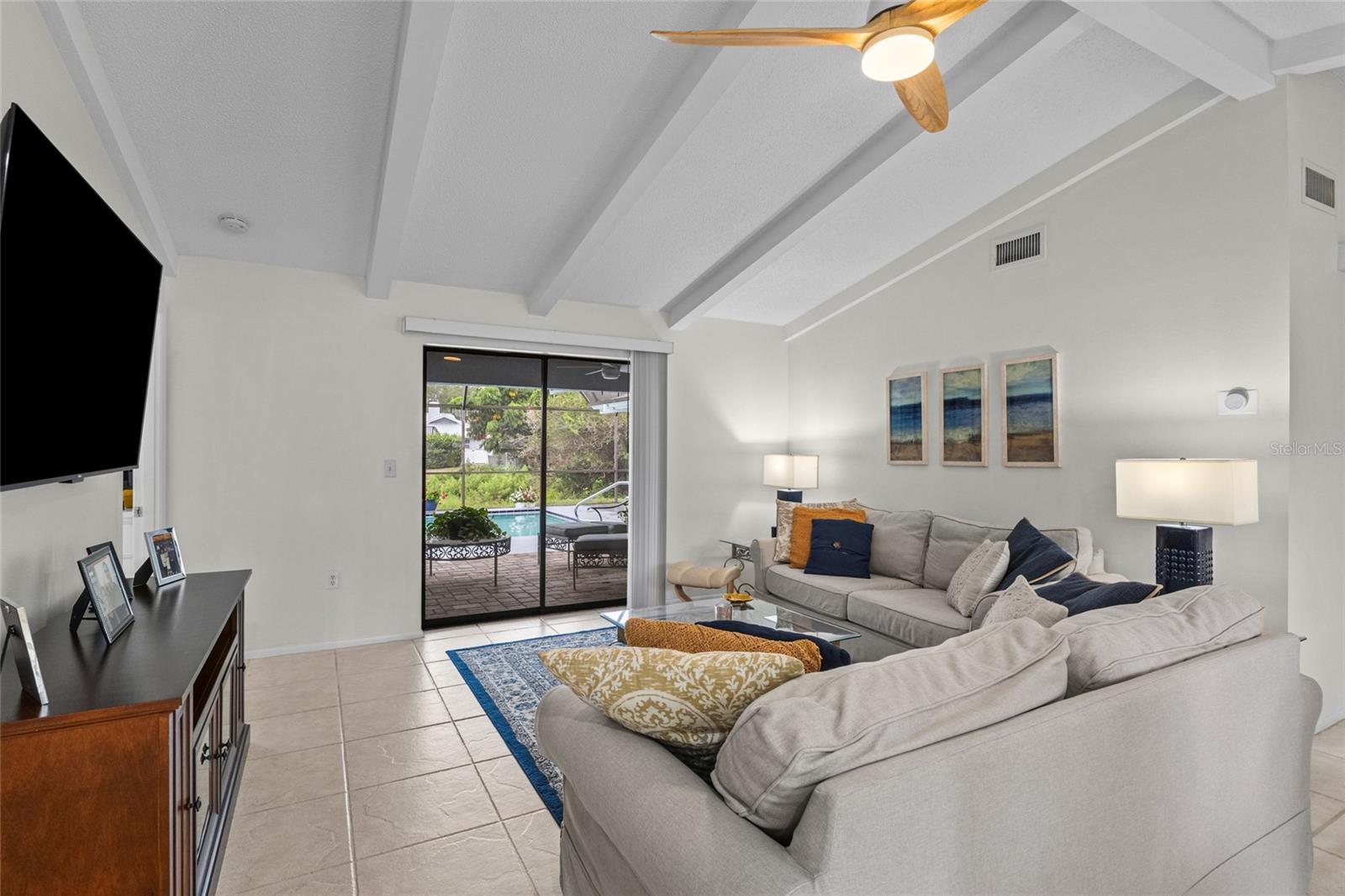 4308 Pasadena Cir Property Photo 5