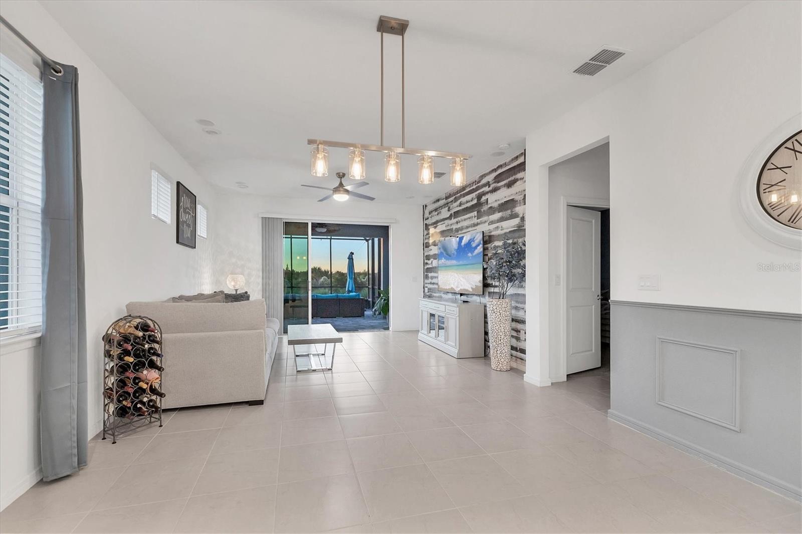 10661 Spring Tide Way Property Photo 14