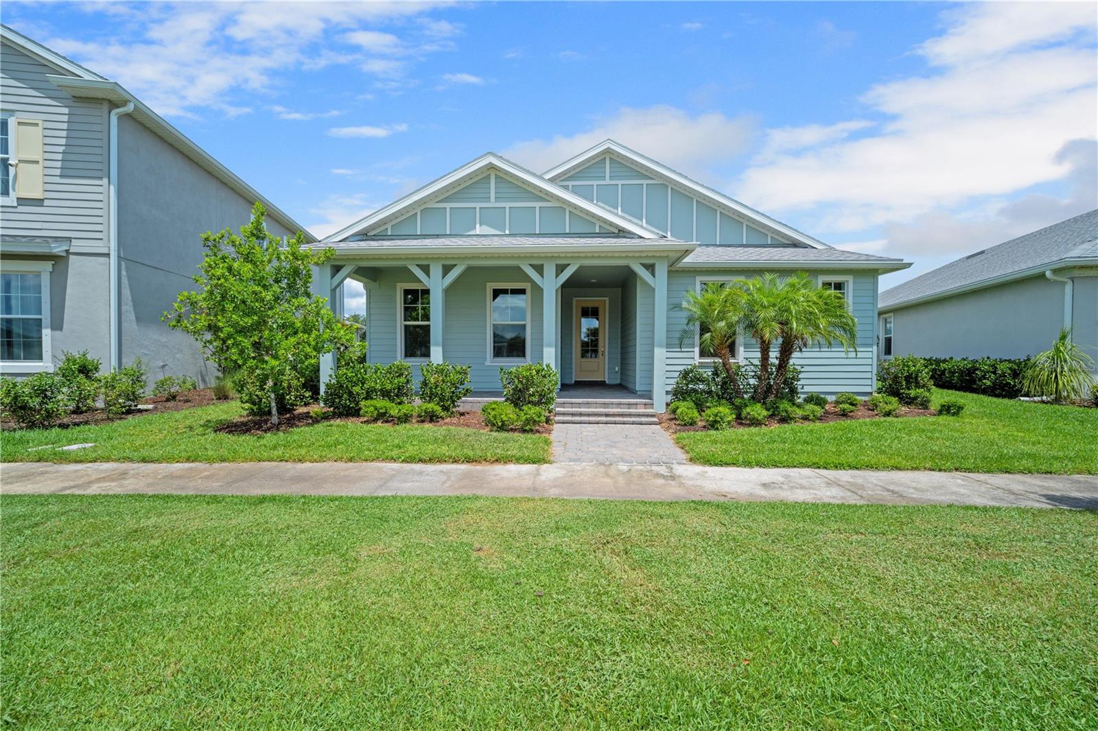 17057 Pine Lily Ln Property Photo 2