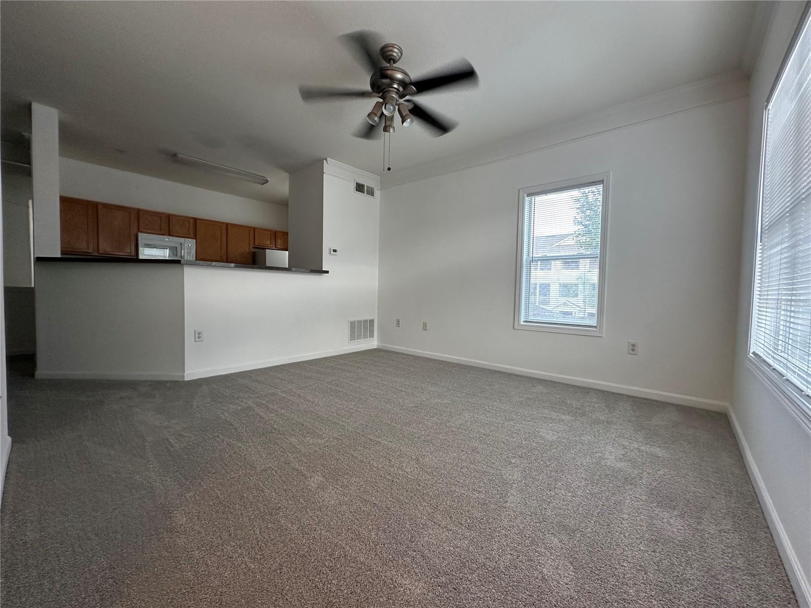 4802 51st St W #622 Property Photo 4