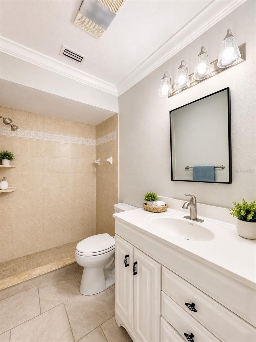 3625 Longmeadow #40 Property Photo 5