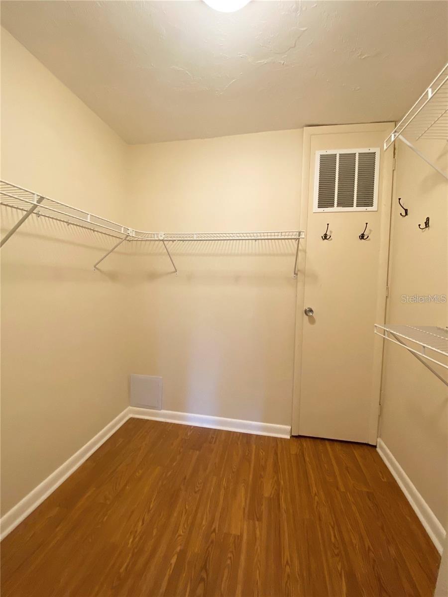 3625 Longmeadow #40 Property Photo 6