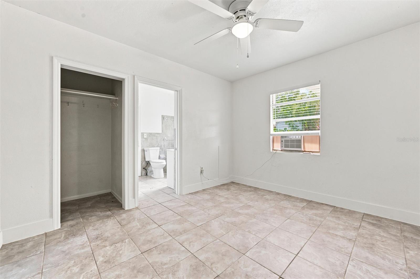 2425 9th Ave E Property Photo 15