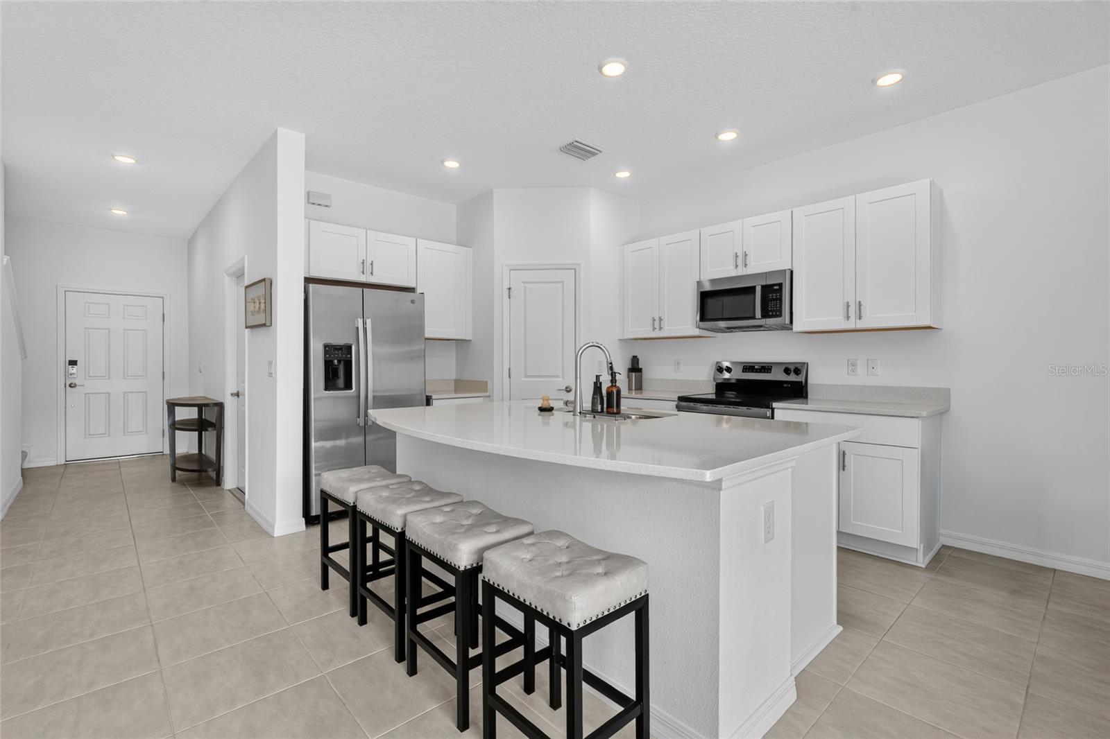 3023 Novara Ln Property Photo 4