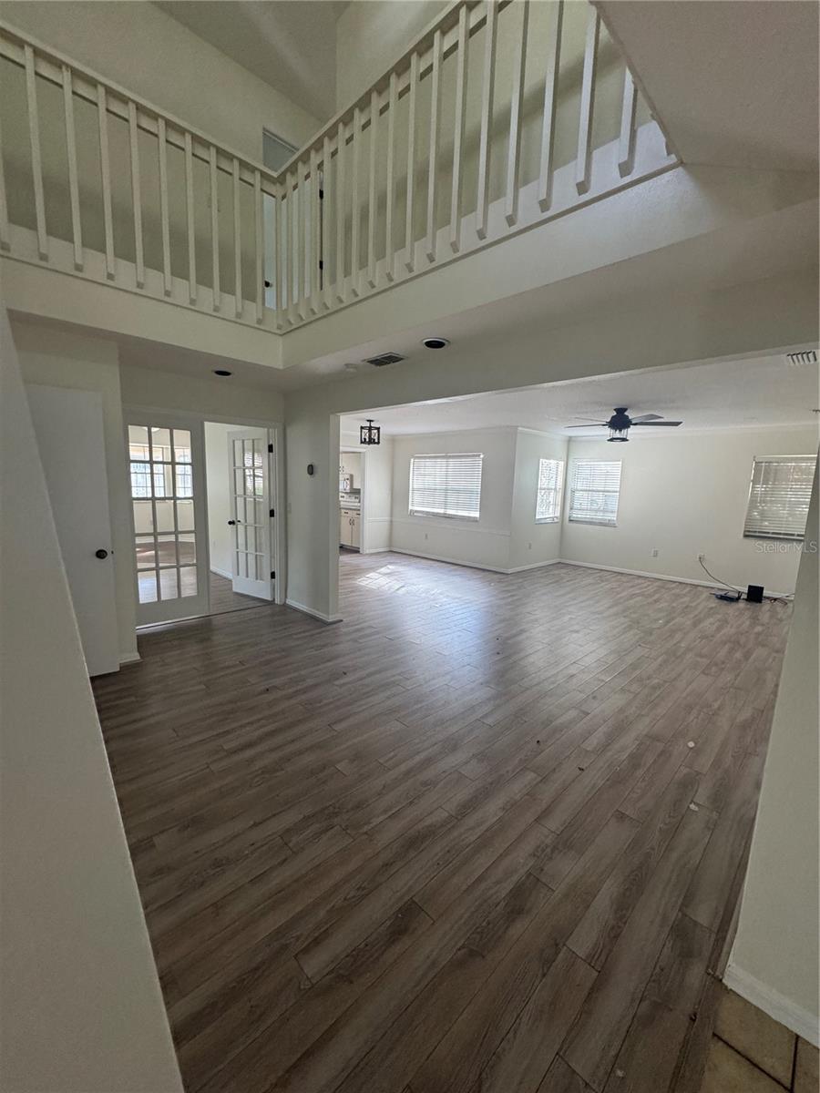 6812 Arbor Oaks Dr Property Photo 3