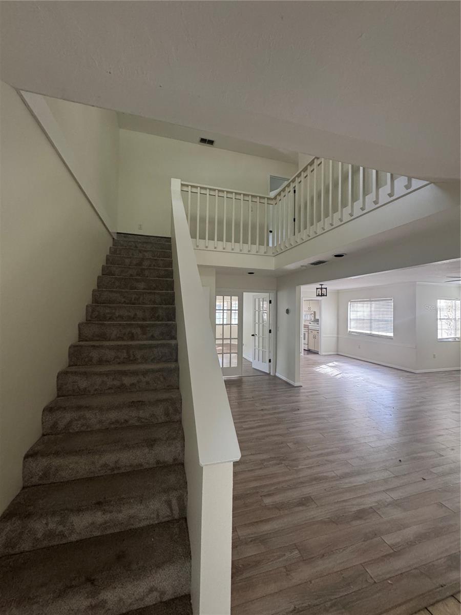 6812 Arbor Oaks Dr Property Photo 4