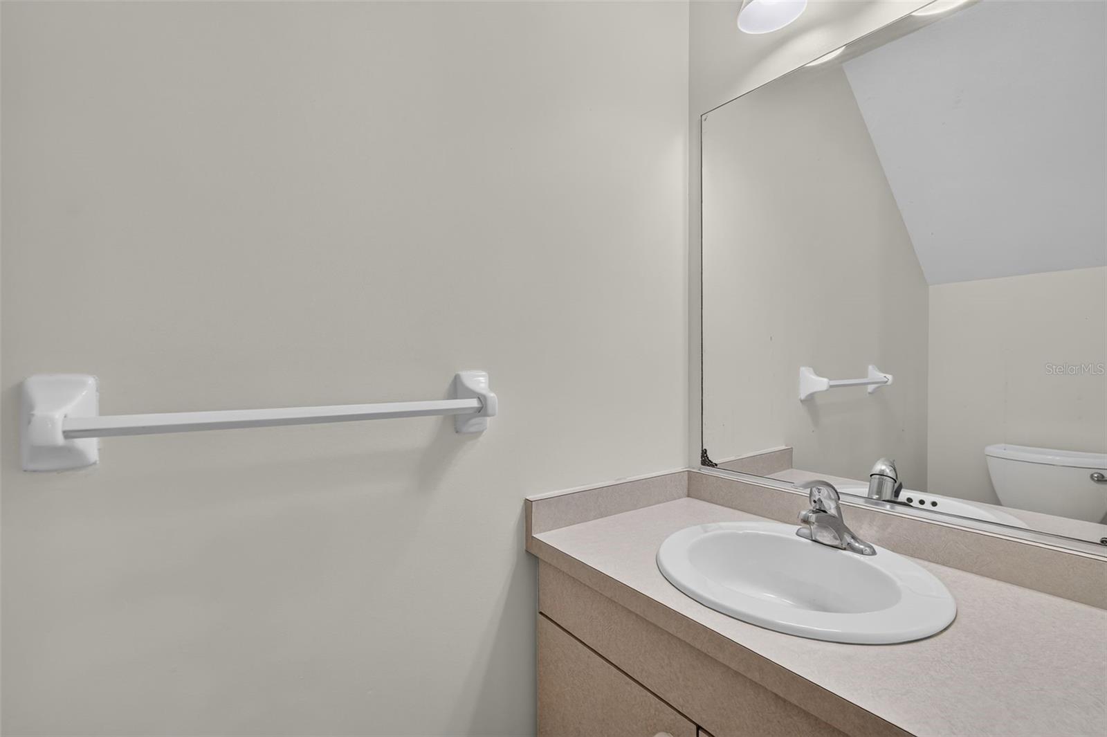 6812 Arbor Oaks Dr Property Photo 12