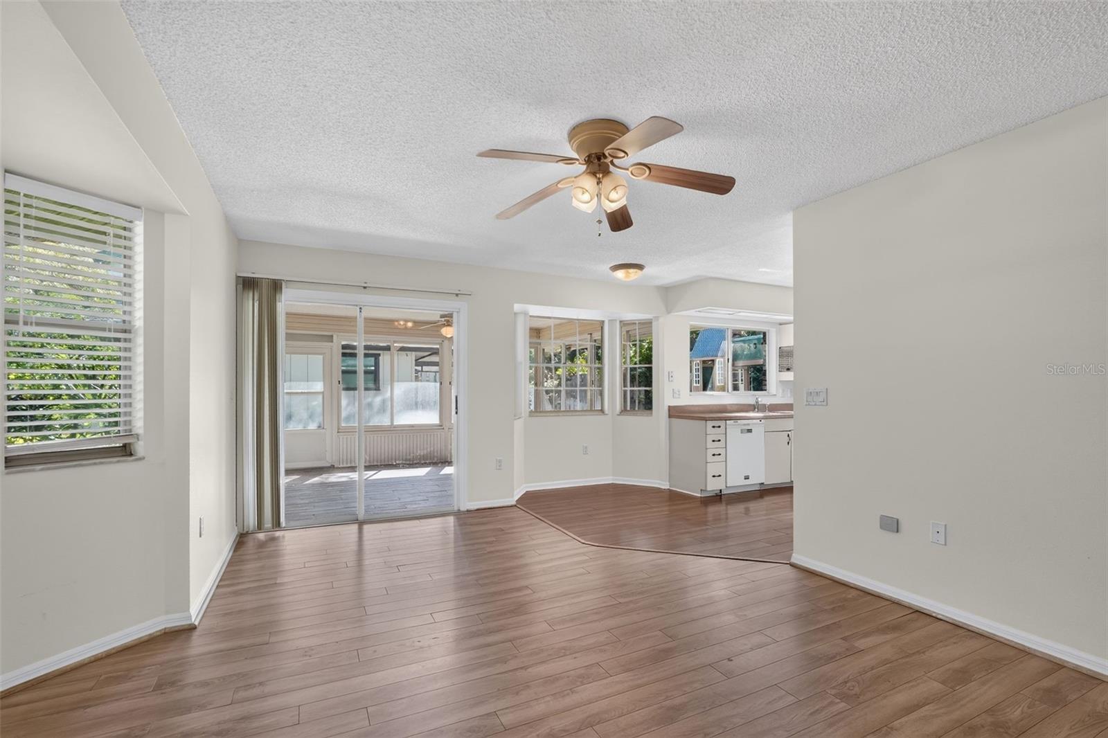 6812 Arbor Oaks Dr Property Photo 26
