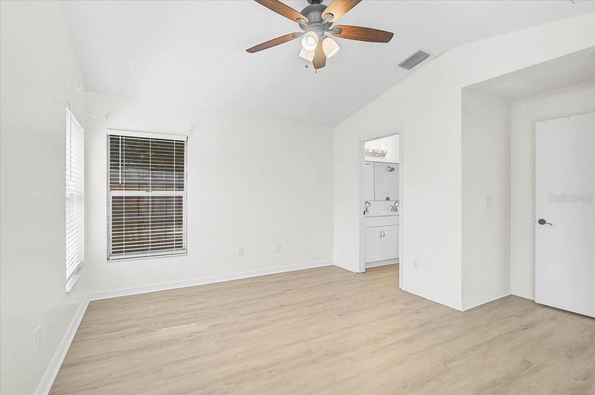13616 Laraway Dr Property Photo 16