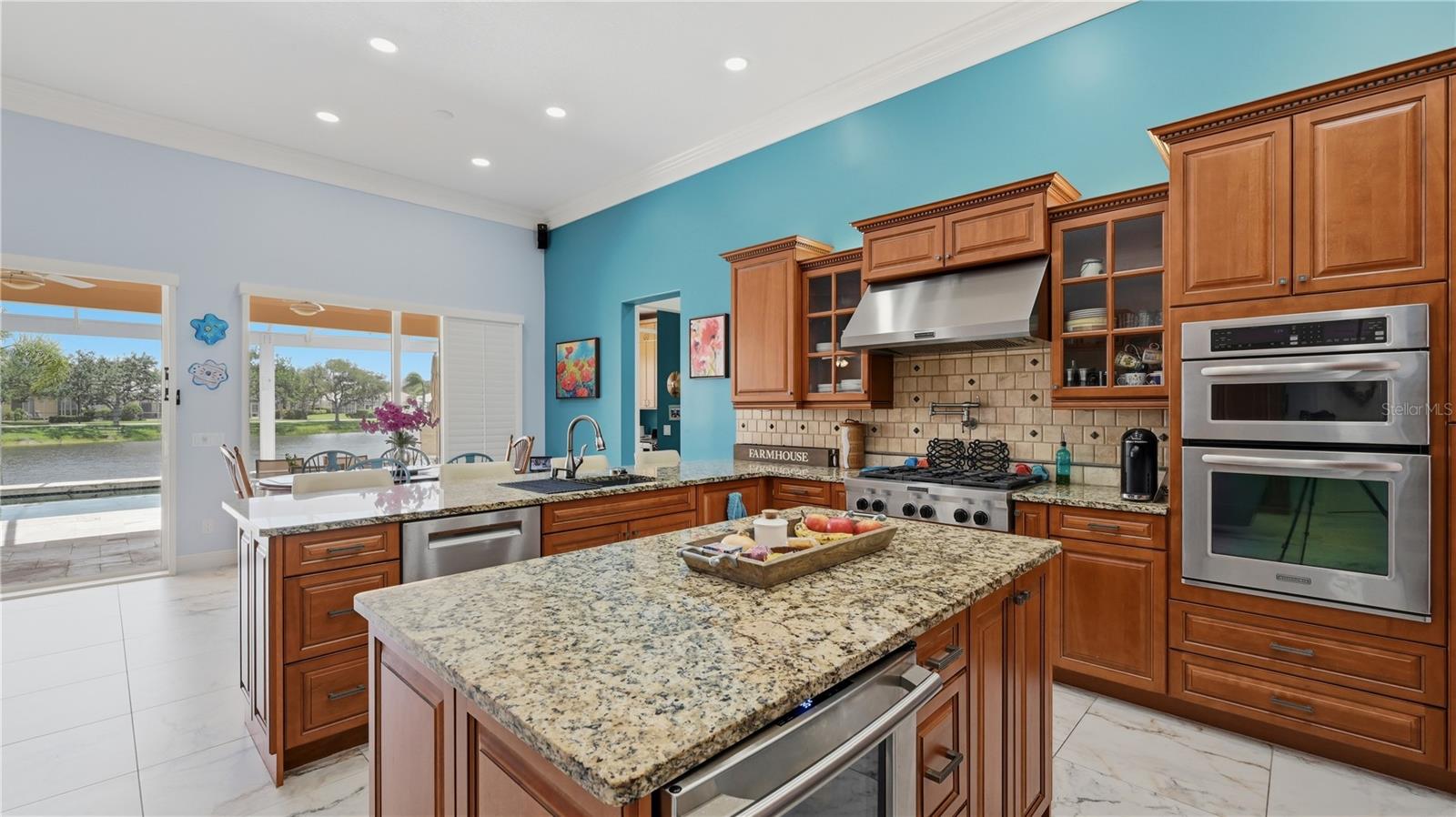 8672 Dolce Ln Property Photo 14