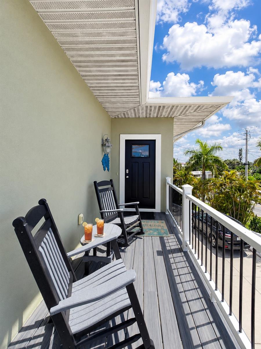 140 50th St Property Photo 4
