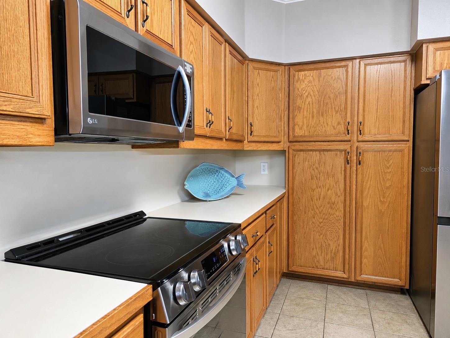 140 50th St Property Photo 12